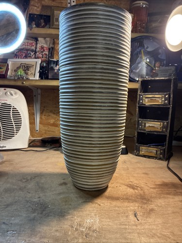 Classic tall ribbed floor - ribbed, vase